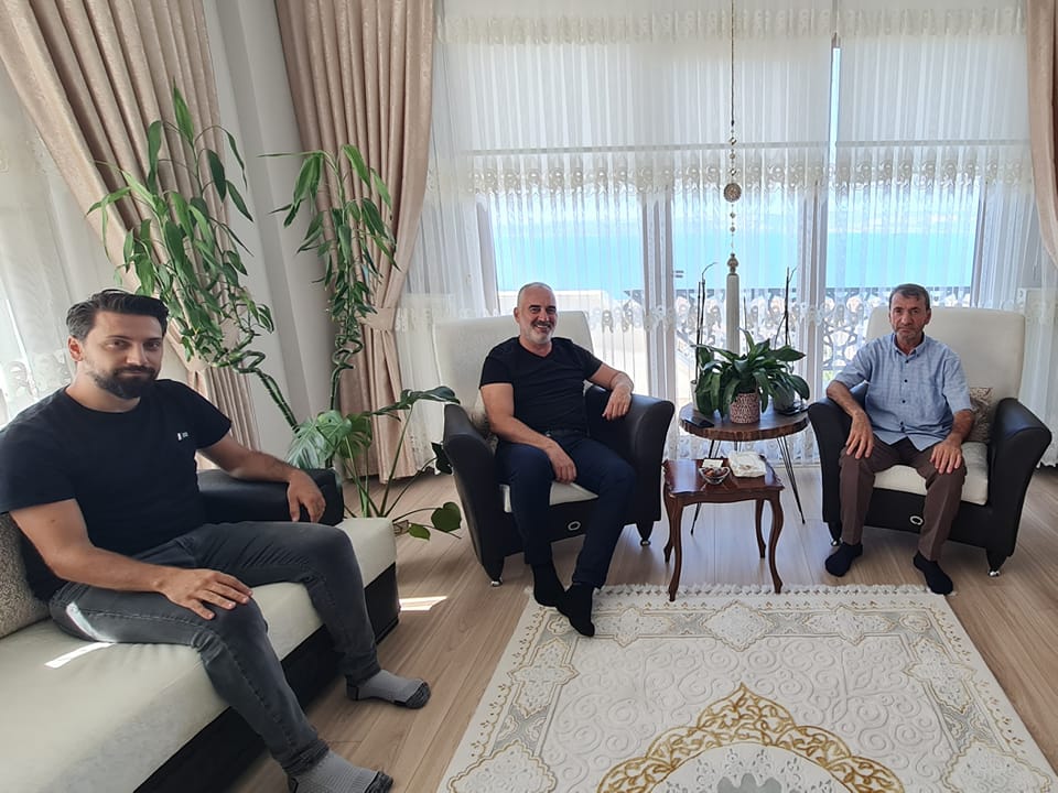 YILDIRIM VE METE HAC VAZİFELERİNİ YERİNE GETİREN VATANDAŞLARI ZİYARET ETTİ