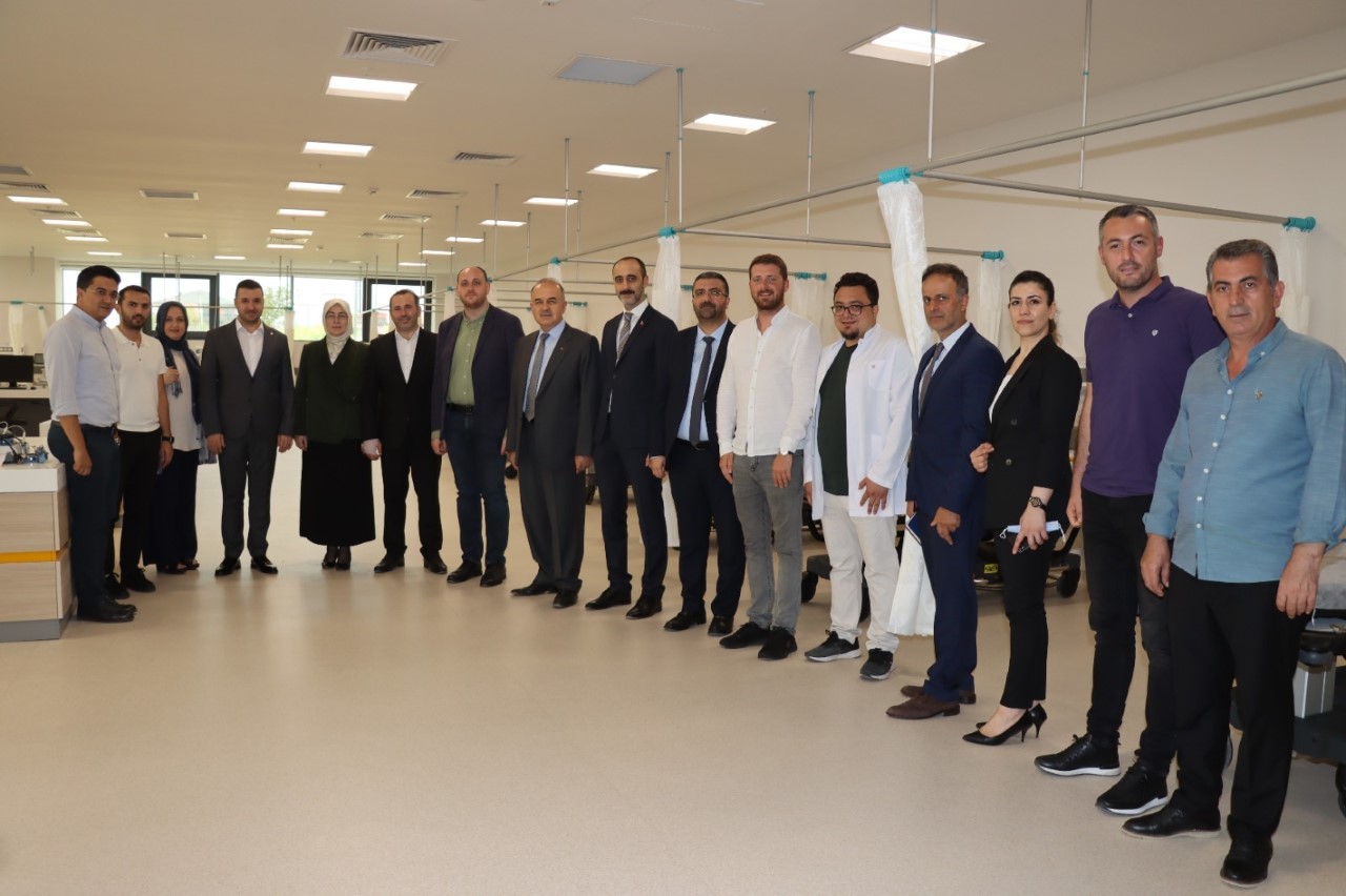 YALOVA 400 YATAKLI YENİ HASTANE DEĞERLENDİRME TOPLANTISI GERÇEKLEŞTİRİLDİ