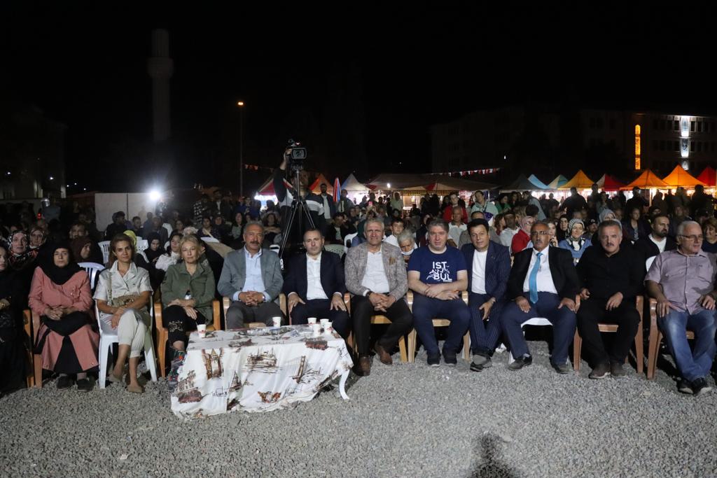 YALOVA’DA HEMŞEHRİ DERNEKLERİ BULUŞMASI’NA BİNLERCE KİŞİ KATILDI