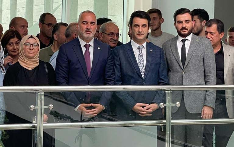 AK PARTİ KARAMÜRSEL İLÇE TEŞKİLATINDAN NET MESAJ ‘YANINDAYIZ BAŞKANIM’