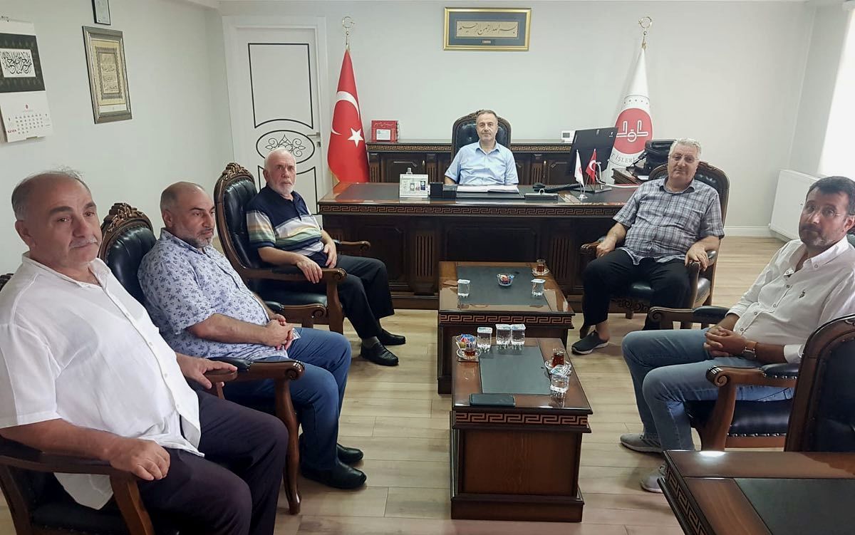 MÜFTÜ EREN, PERSONELİYLE HELALLEŞTİ