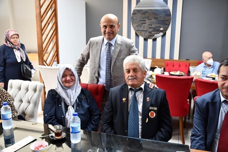 “HAKLARINI ÖDEYEMEYİZ”