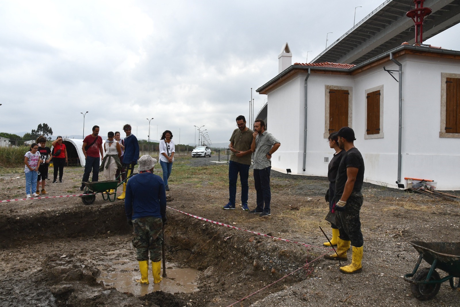 BAKANLIĞIN ELİ ALTINOVA’NIN ÜZERİNDE