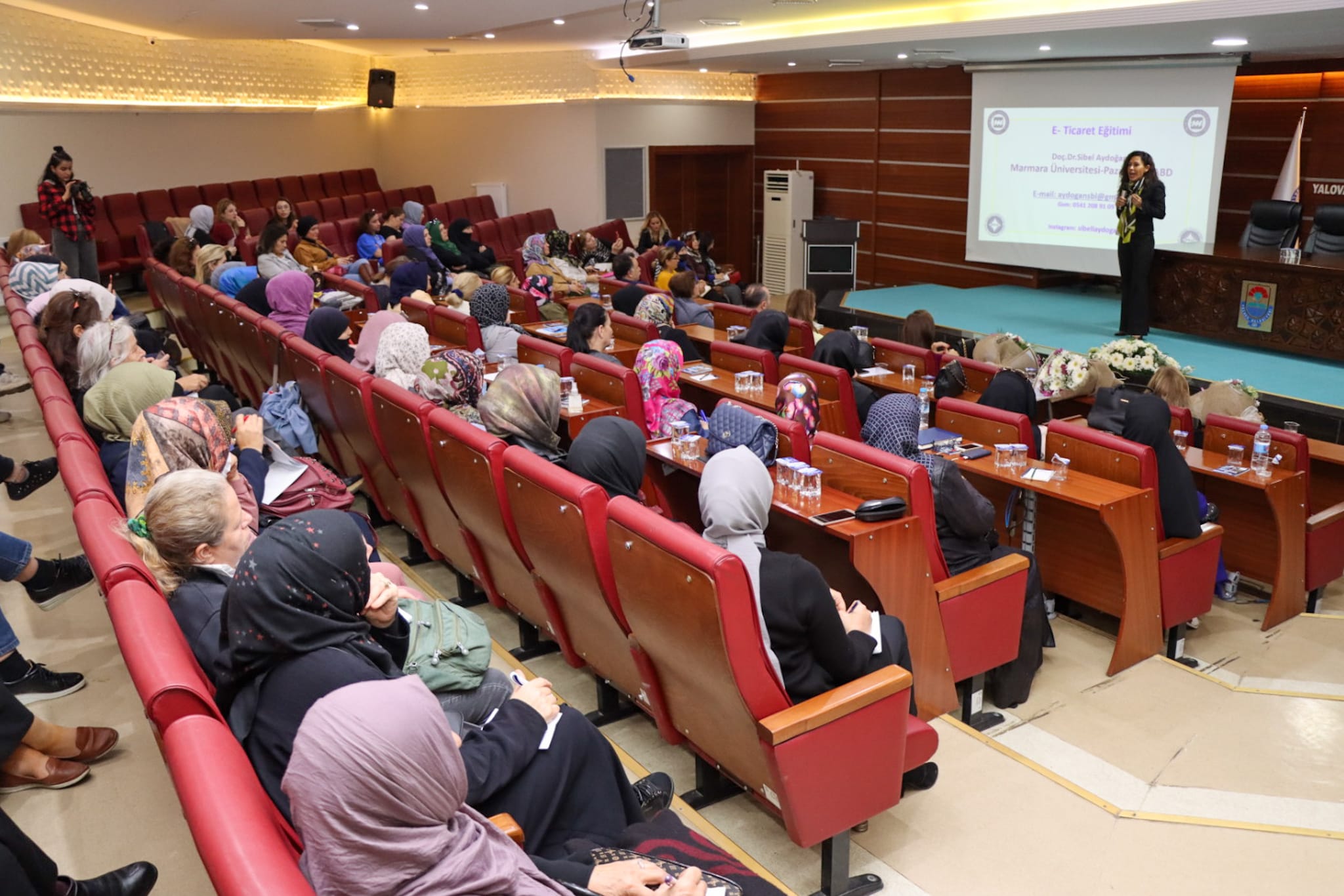 GİRİŞİMCİ KADINLARA YALOVA BELEDİYESİ’NDEN EĞİTİM