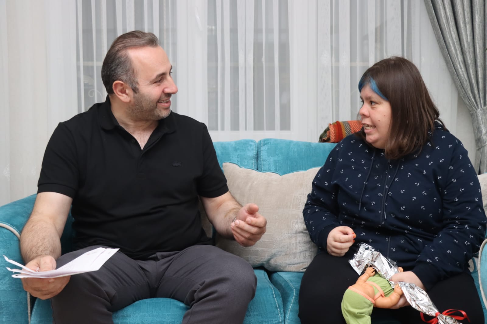 BAŞKAN VEKİLİ TUTUK GÖNÜLLERE DOKUNUYOR