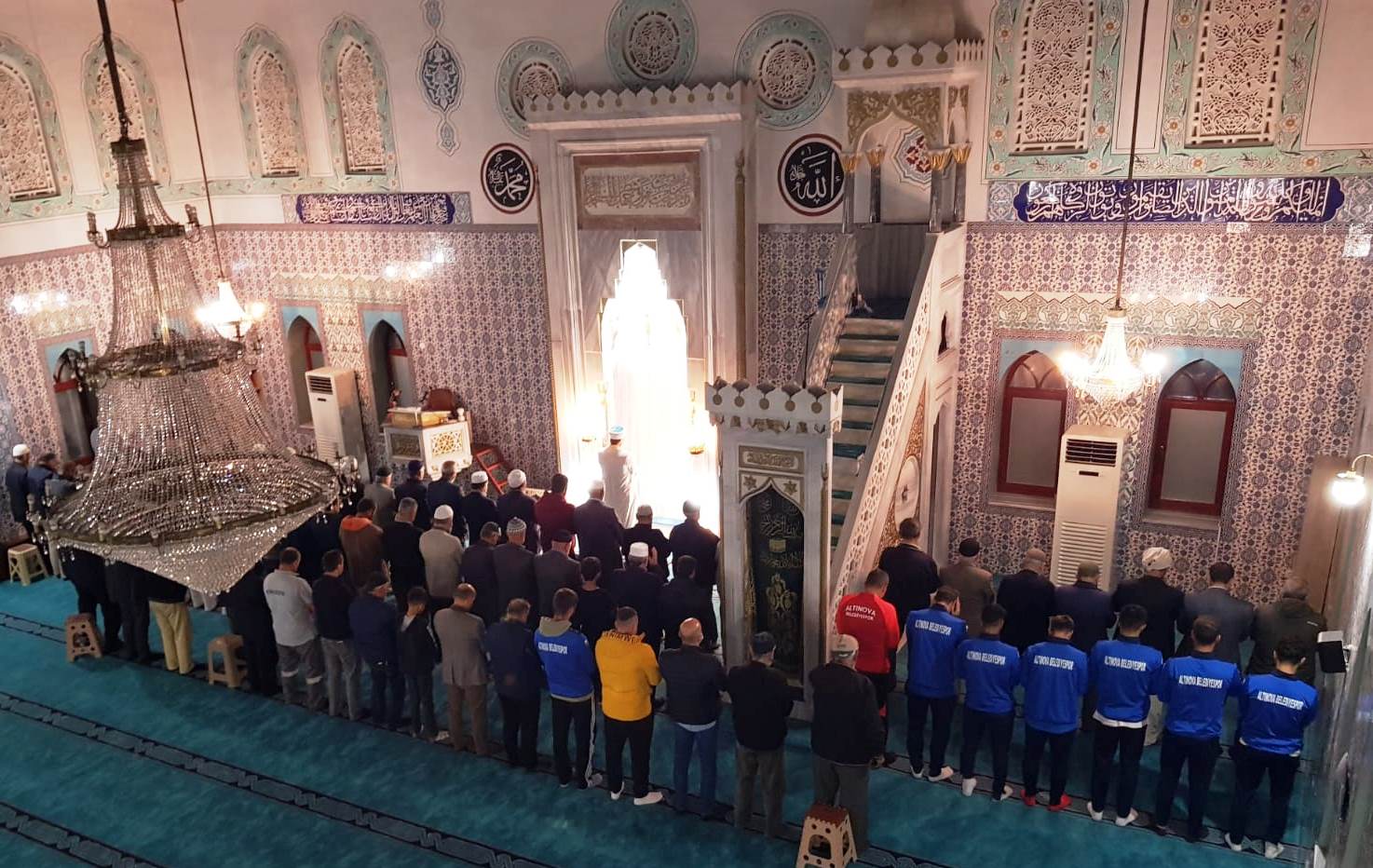 ALTINOVA, SABAH NAMAZINDA BULUŞTU