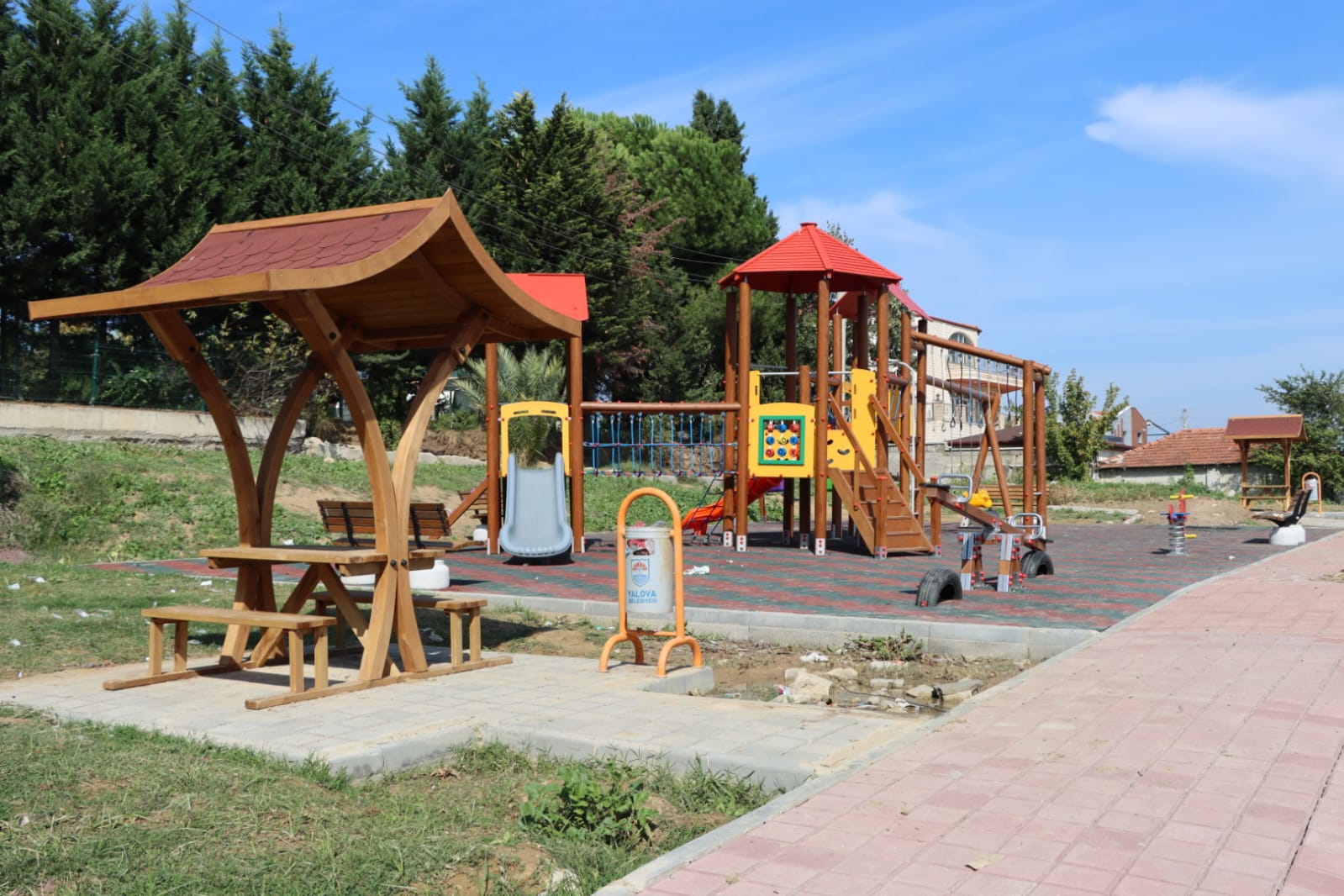 ÇOCUK PARKLARINA HER GEÇEN GÜN YENİLERİ EKLENİYOR
