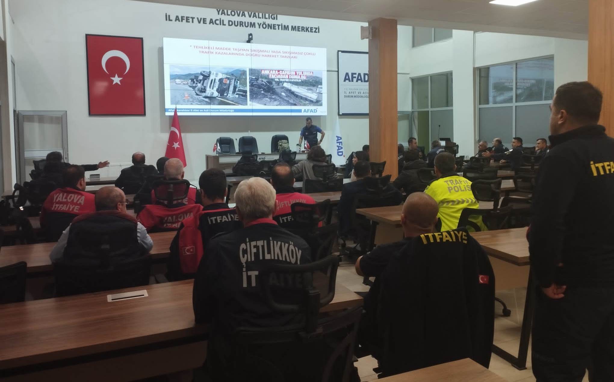 TRAFİK KAZALARINDA OLAY YERİ EĞİTİMİ VERİLDİ