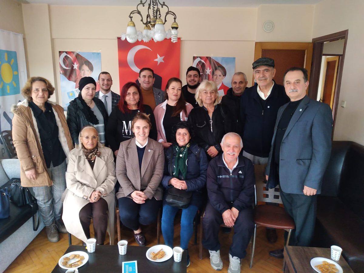 İYİ PARTİ ÇINARCIK’DA KATILIMLAR SÜRÜYOR