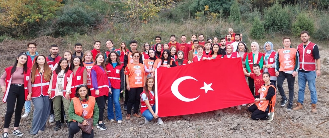 153 ŞEHİT ÖĞRETMEN ADINA ‘153 FİDAN’ DİKTİ