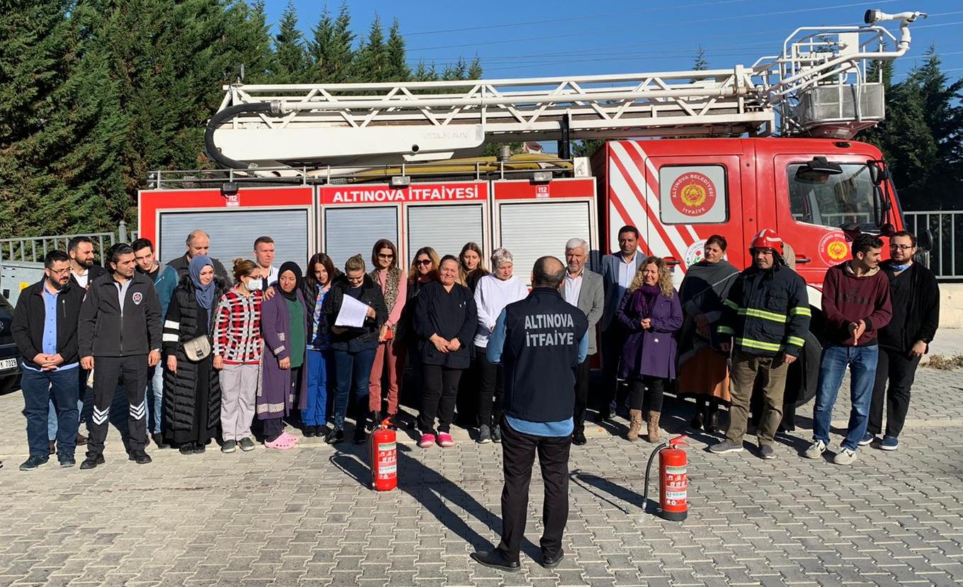 HASTANE PERSONELİNE YANGIN EĞİTİMİ