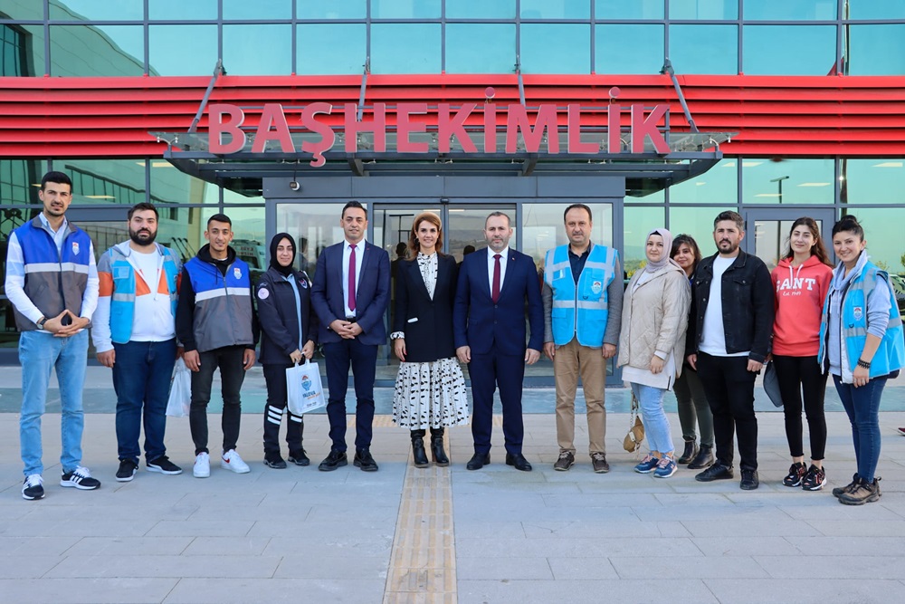 BAŞKAN VEKİLİ TUTUK’DAN HASTALARA ZİYARET