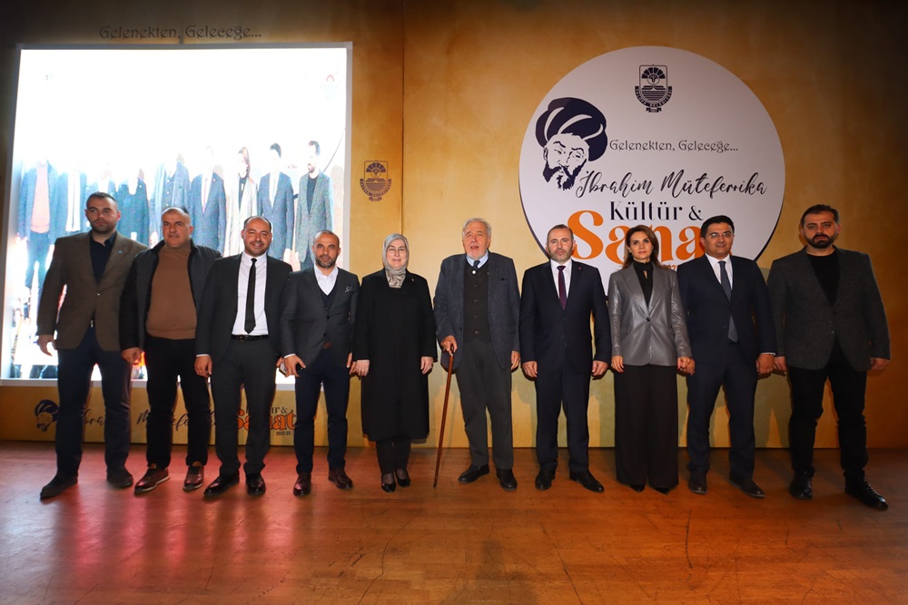 İBRAHİM MÜTEFERRİKA KÜLTÜR SANAT SEZONU PROF.DR. İLBER ORTAYLI KONFERANSI İLE BAŞLADI