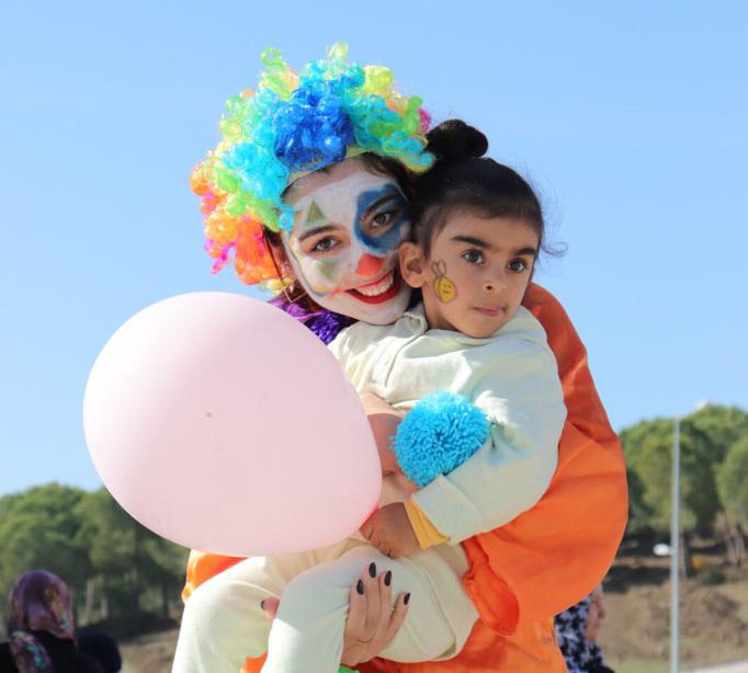 ÖĞRENCİLERDEN SOSYAL SORUMLULUK ETKİNLİĞİ