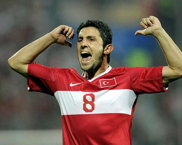 ESKİ MİLLİ FUTBOLCU NİHAT KAHVECİ YALOVA’DA