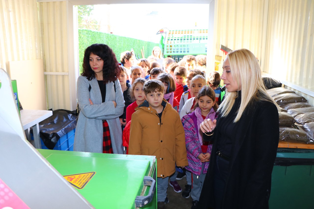 DÜNYA TOPRAK GÜNÜ’NDE KOMPOST TESİSİNİ GEZDİLER