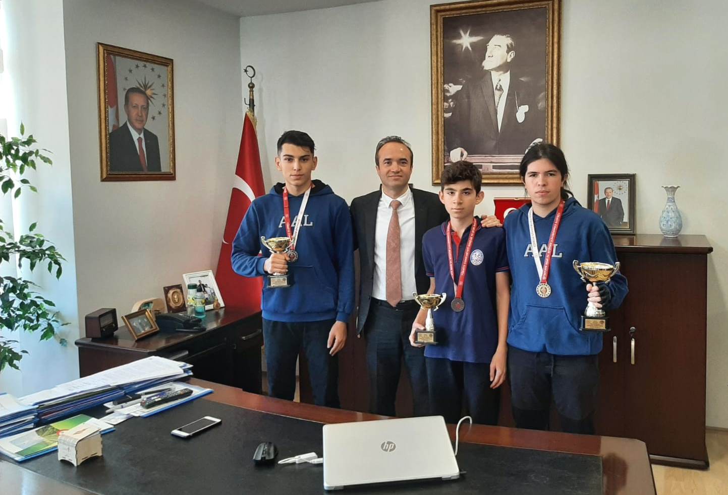 ŞAMPİYONLARDAN KAYMAKAM ÖZYİĞİT’E ZİYARET