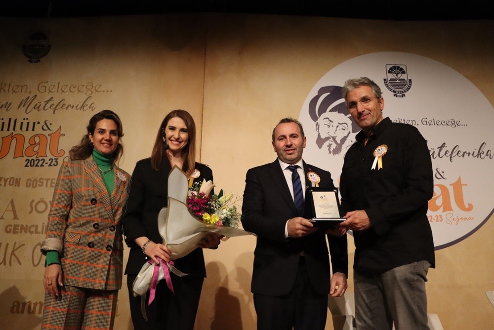 ŞENER VE ŞENGÜL YALOVALILARLA BULUŞTU