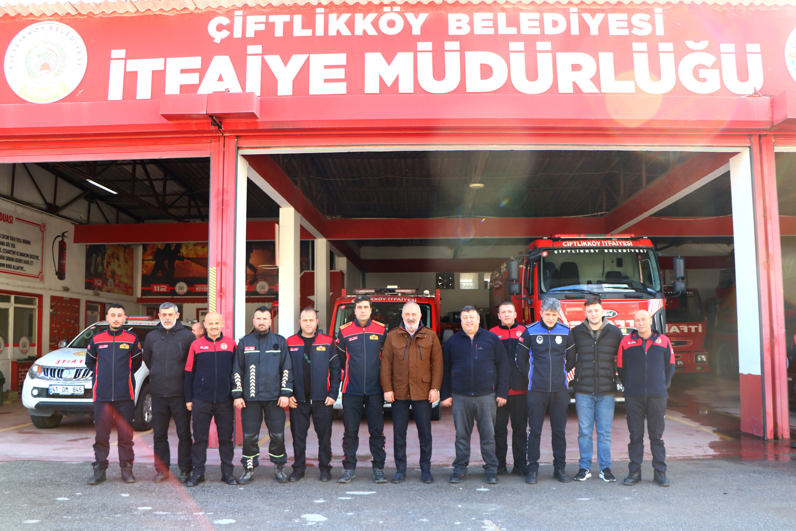 BAŞKAN SİLPAGAR HATAY EKİBİNİ TEK TEK KUCAKLADI