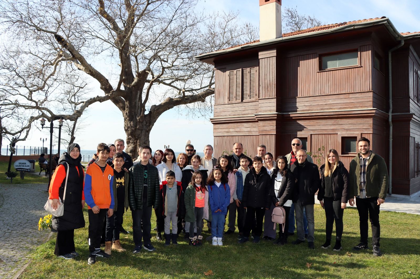 TUTUK, DEPREMZEDE ÇOCUKLARI YÜRÜYEN KÖŞK’TE AĞIRLADI