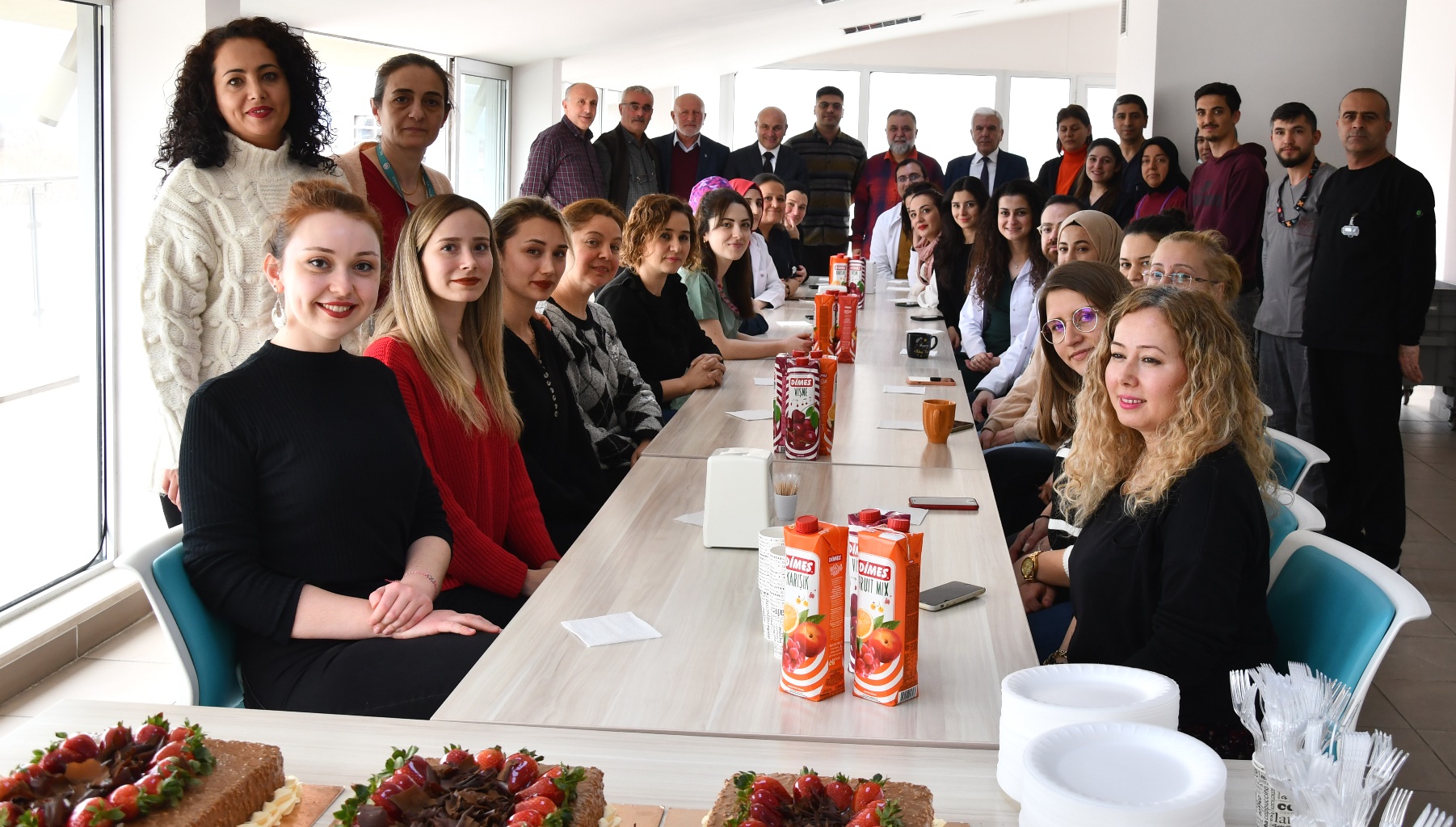 DOKTOR BAŞKAN’DA SAĞLIKÇILARA ZİYARET