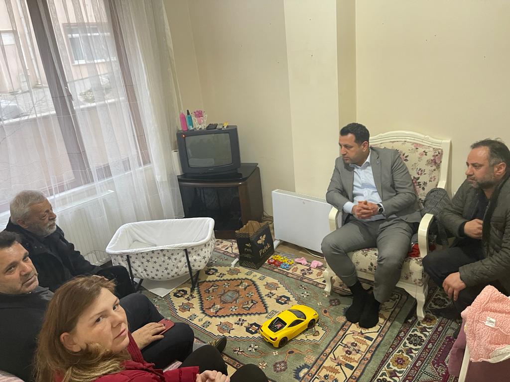 DEMİRHAN, DEPREMZEDE AİLELERİ ZİYARET ETTİ