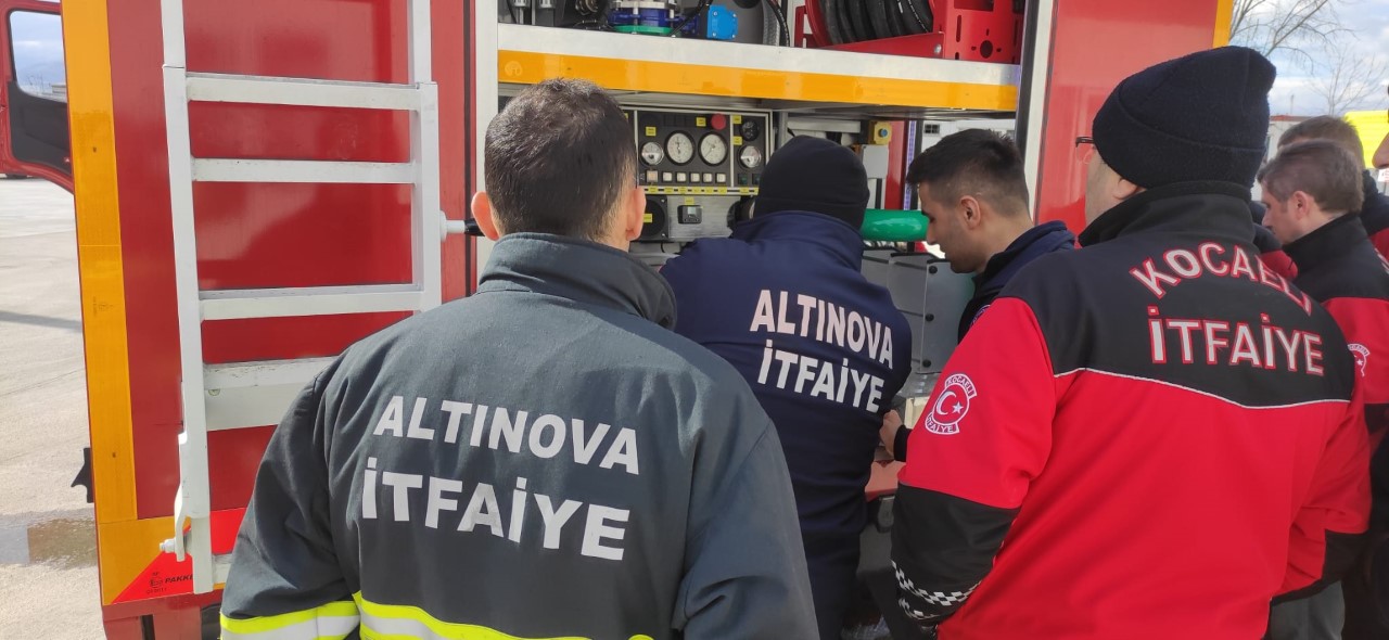 ALTINOVA İTFAİYEYE, KOBİTEM’DEN EĞİTİM