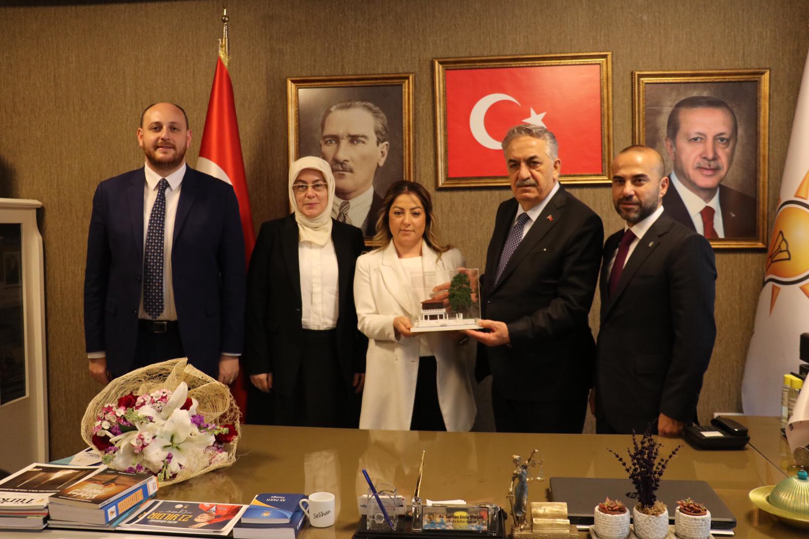 AK PARTİ GENEL BAŞKAN YARDIMCISI YAZICI YALOVA’DA