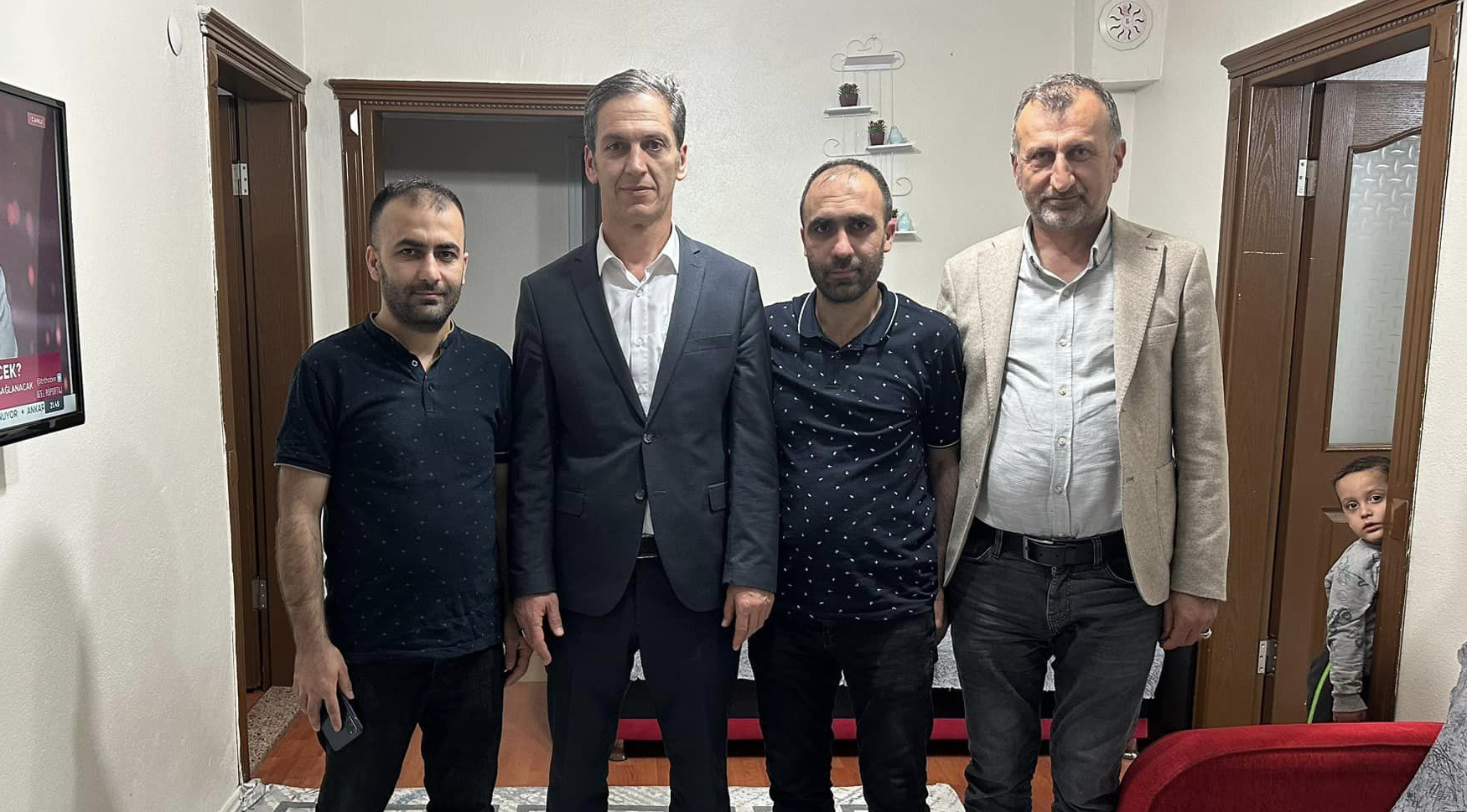 MİLLETVEKİLİ ADAYI DEDE ZİYARETLERE DEVAM EDİYOR