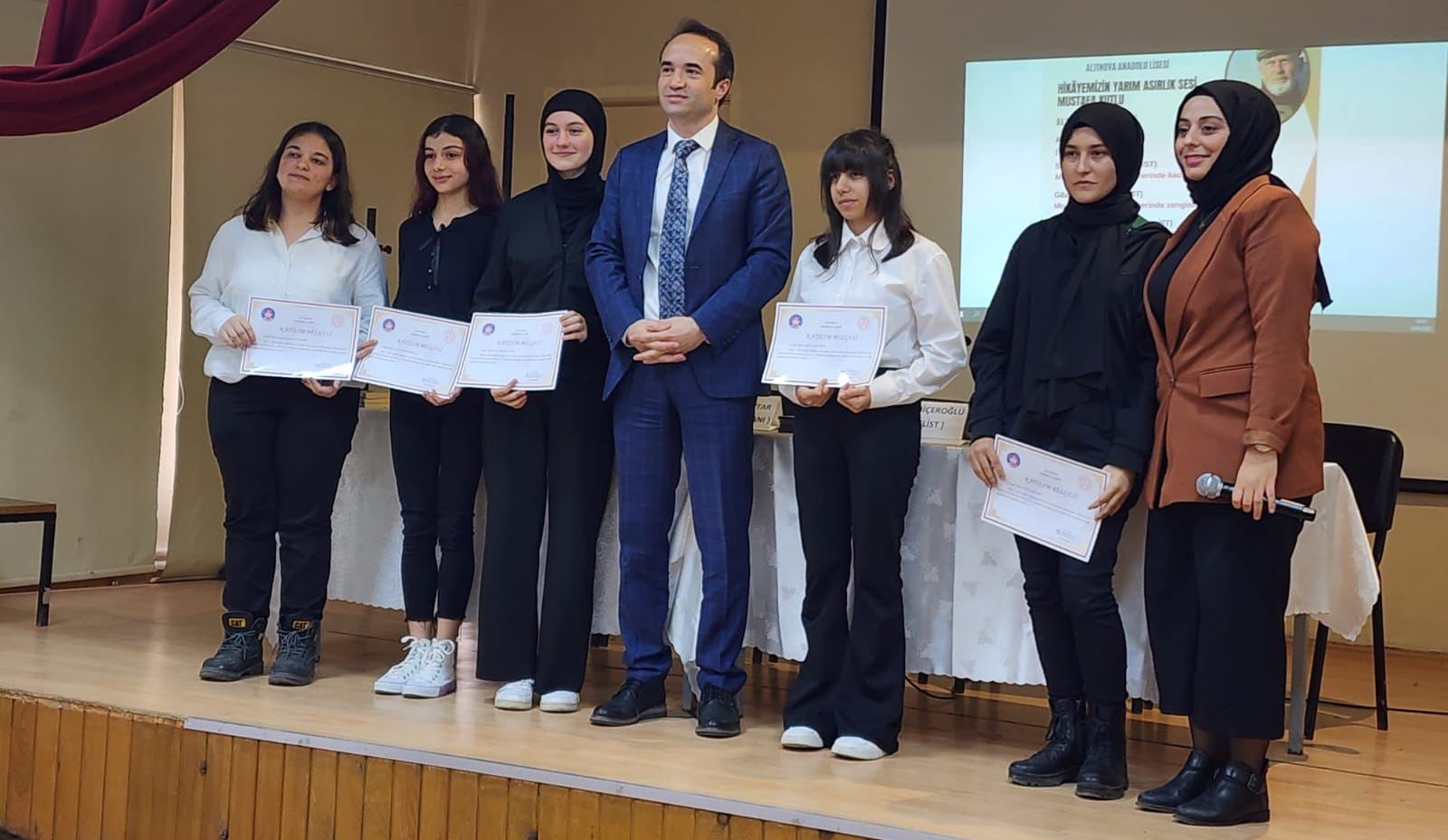 ÖĞRENCİLERDEN MUSTAFA KUTLU PANELİ