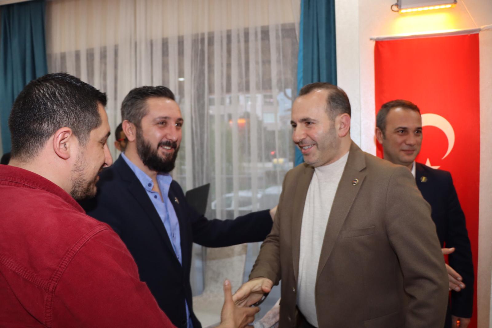 BAŞKAN TUTUK, BASIN CAMİASIYLA İFTARDA BULUŞTU