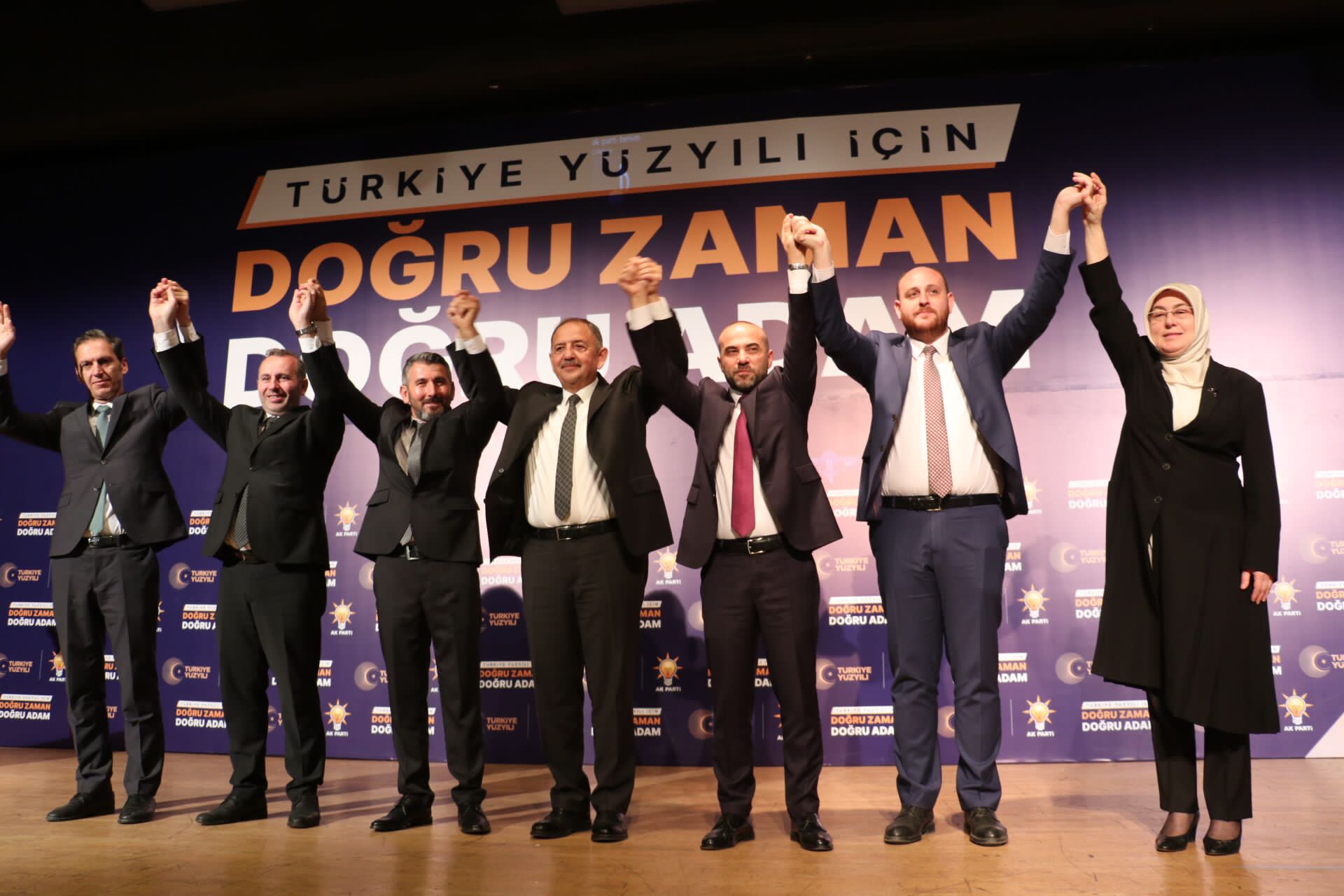 TÜRKİYE SEÇİMLERİNİ DÜNYA MERAK EDİYOR