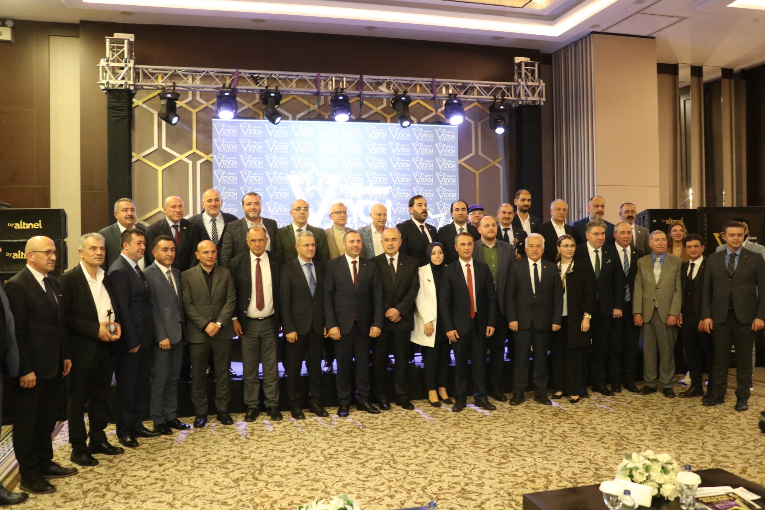 MY YALOVA’DAN MUHTEŞEM GECE