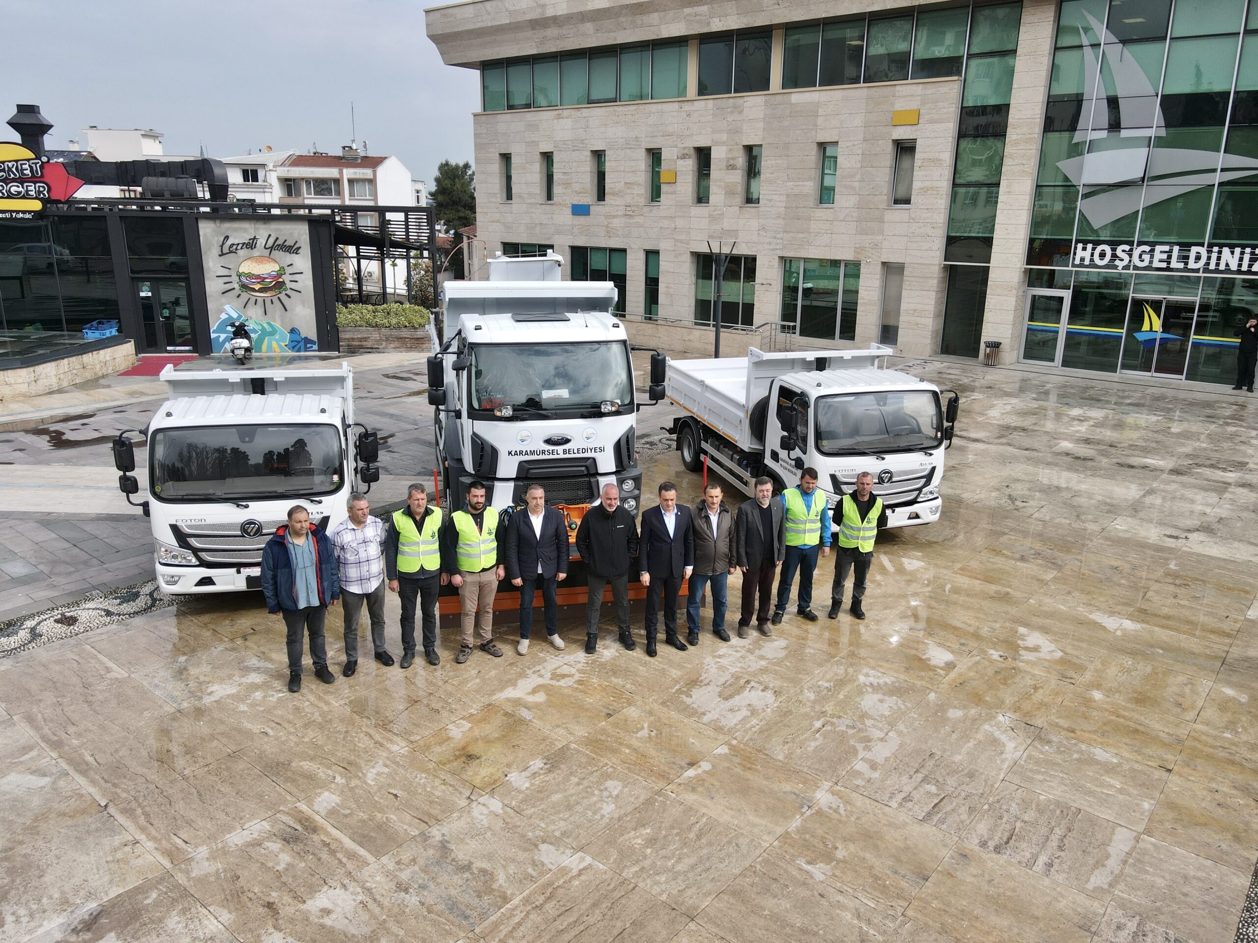 KARAMÜRSEL BELEDİYESİ ARAÇ FİLOSUNU GENİŞLETTİ