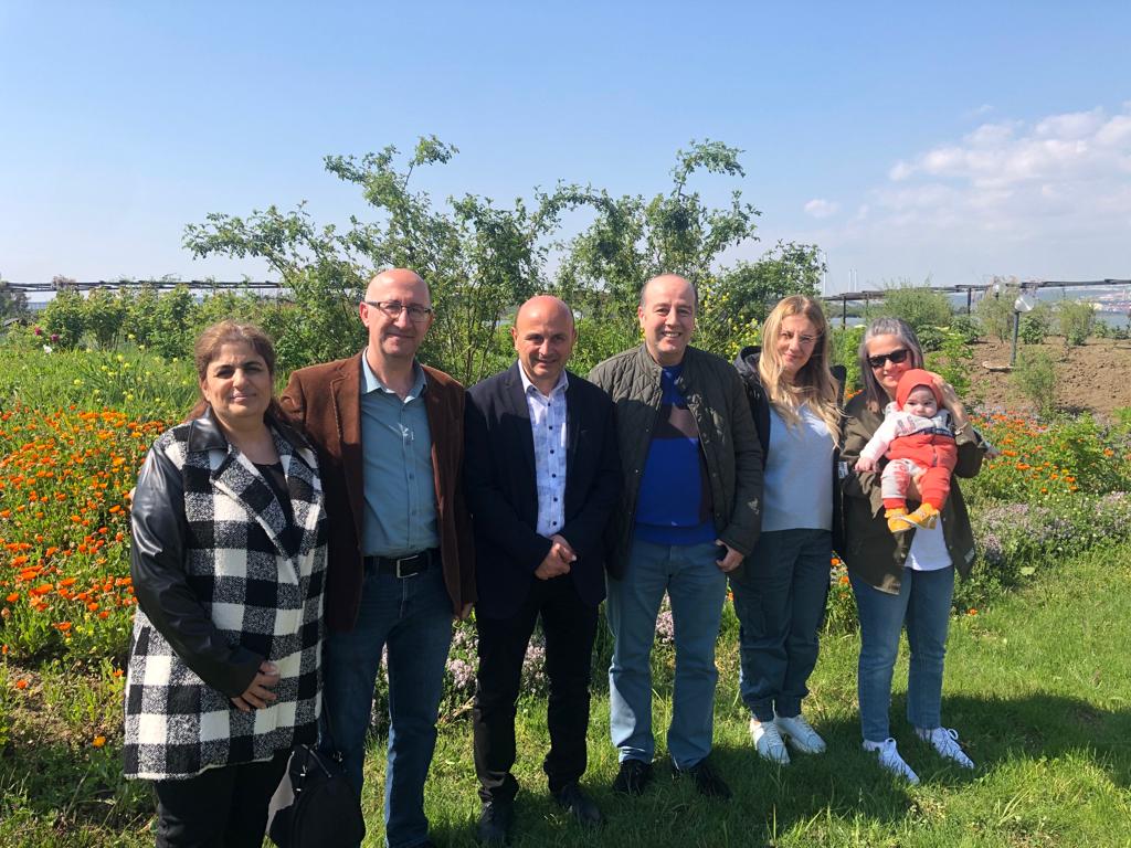 BAŞKAN ORAL, SINIF ARKADAŞLARINI AĞIRLADI