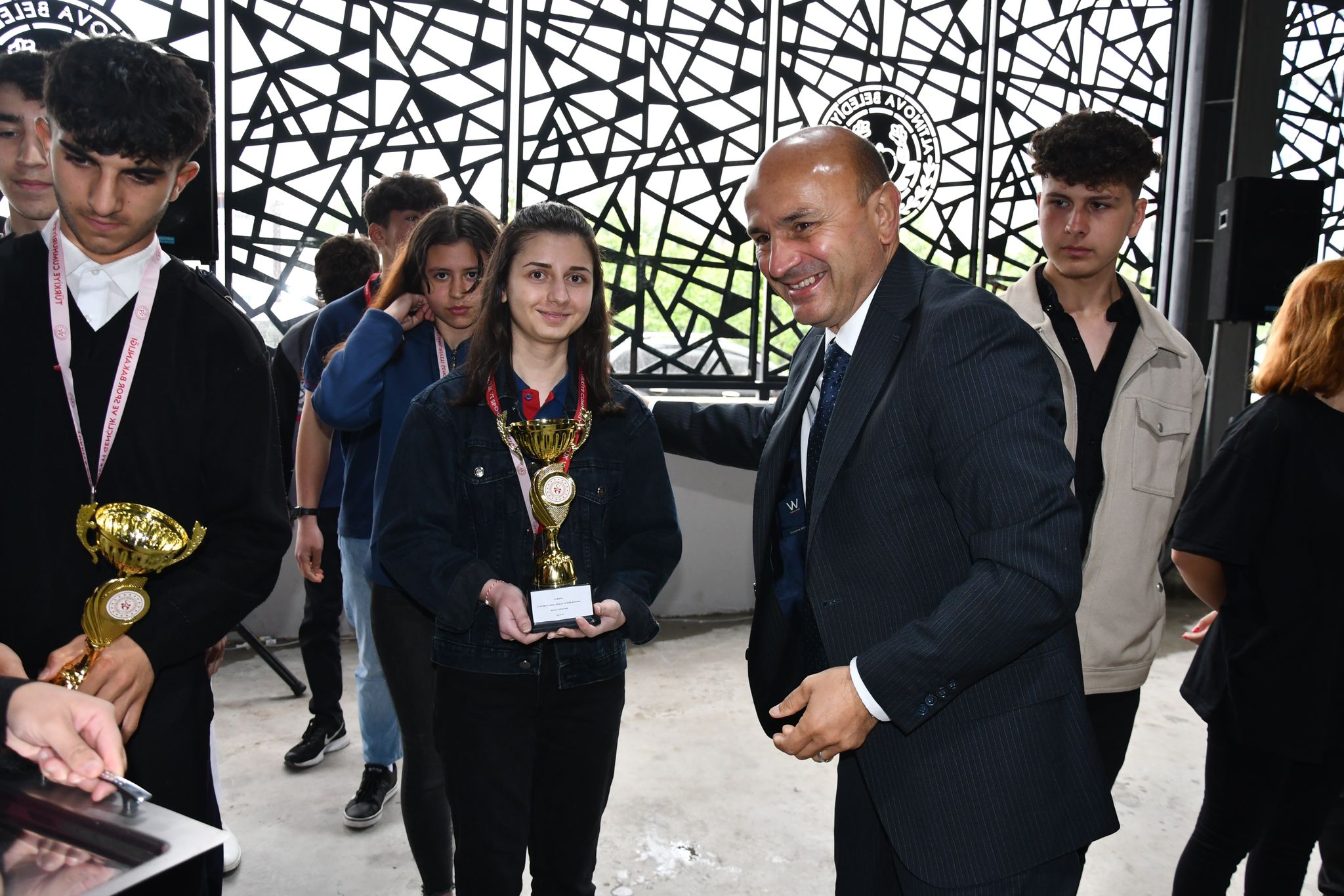 19 MAYIS ALTINOVA’DA COŞKUYLA KUTLANDI