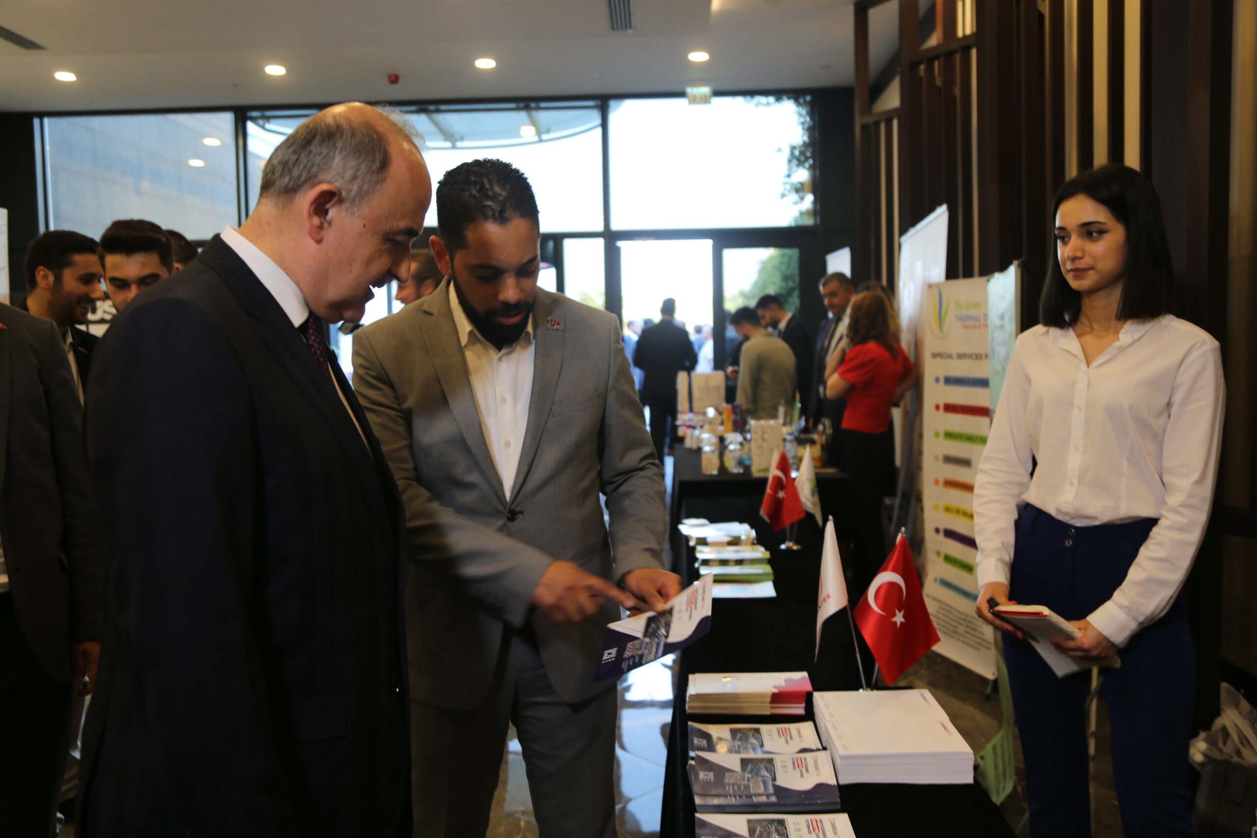 MÜSİAD’A ‘OMRAN TRK’ DAMGASI!.. İŞ ADAMI KAŞİFOĞLU’NDAN ‘CENNET ÇINARCIK’ MÜJDESİ