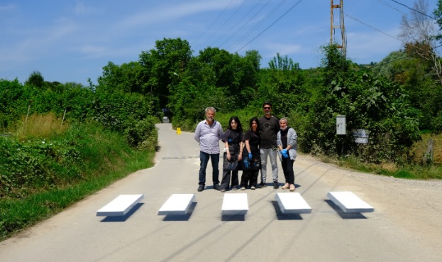 YAYA GEÇİDİNİ 3 BOYUTLU HALE GETİRDİLER