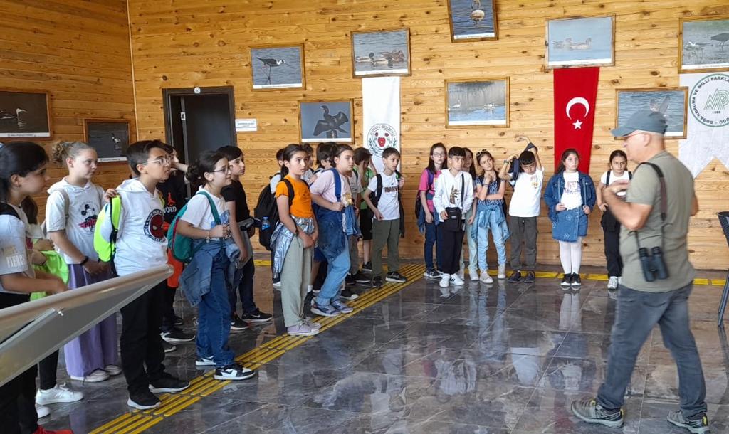 ÖĞRENCİLER, HERSEK LAGÜNÜNE HAYRAN KALDILAR