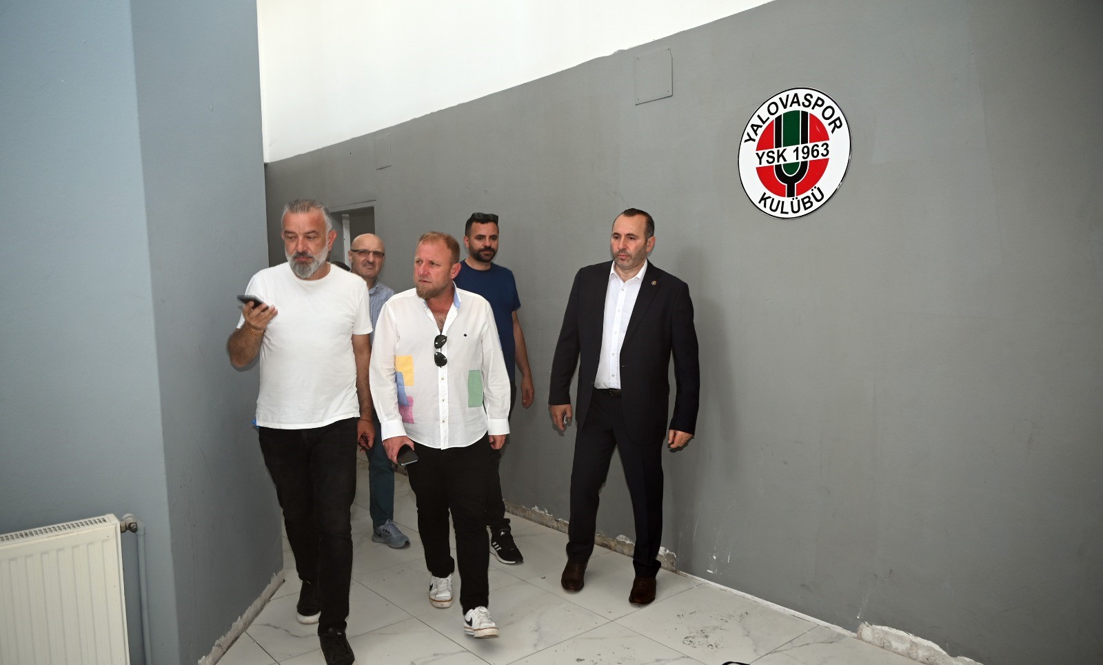 YALOVA SPOR TESİSLERİ, YALOVA’YA YAKIŞIR ŞEKİLDE YENİLENİYOR