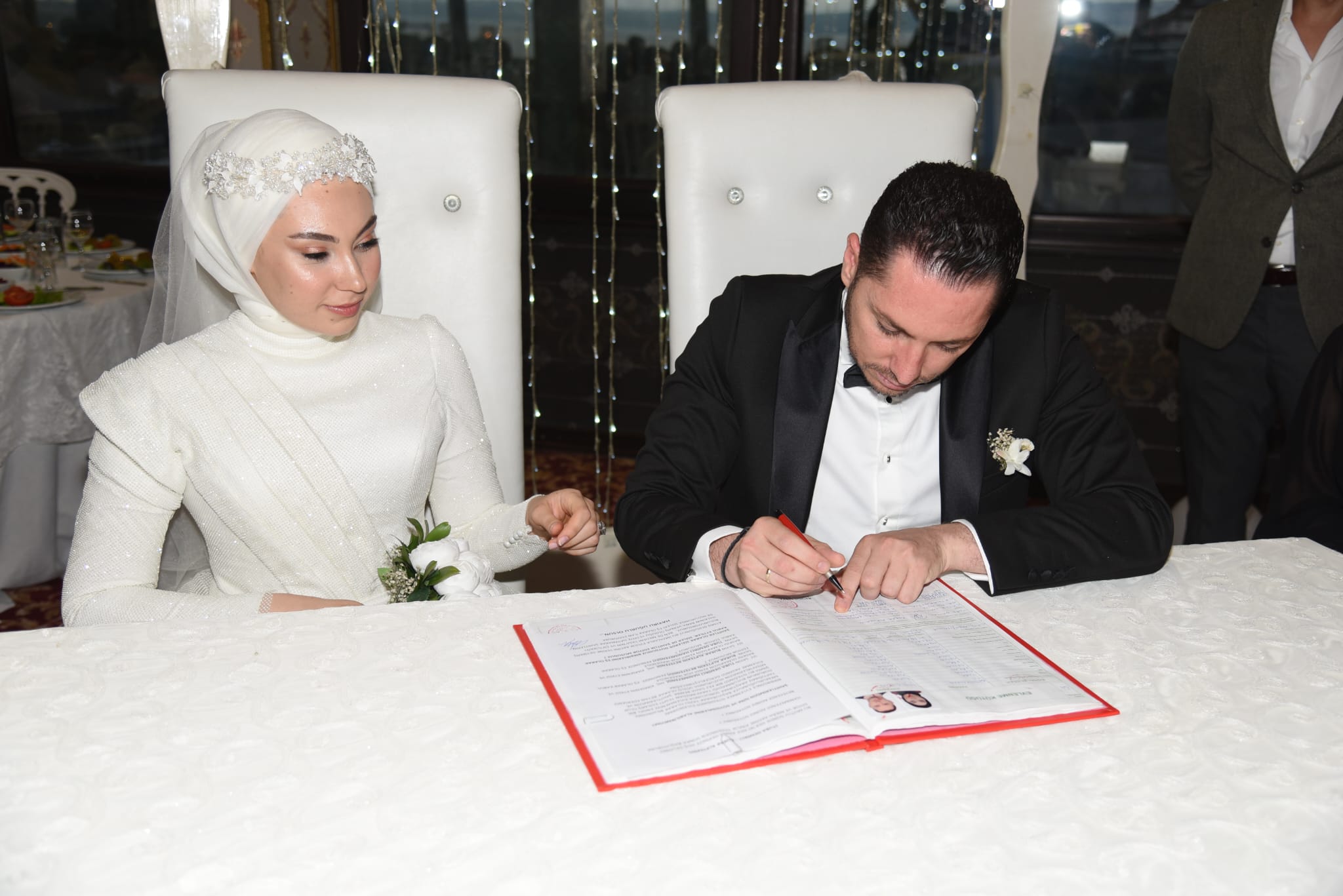 EN ÖZEL İMZALAR ‘ELEGANCE RESORT HOTEL’DE ATILIYOR