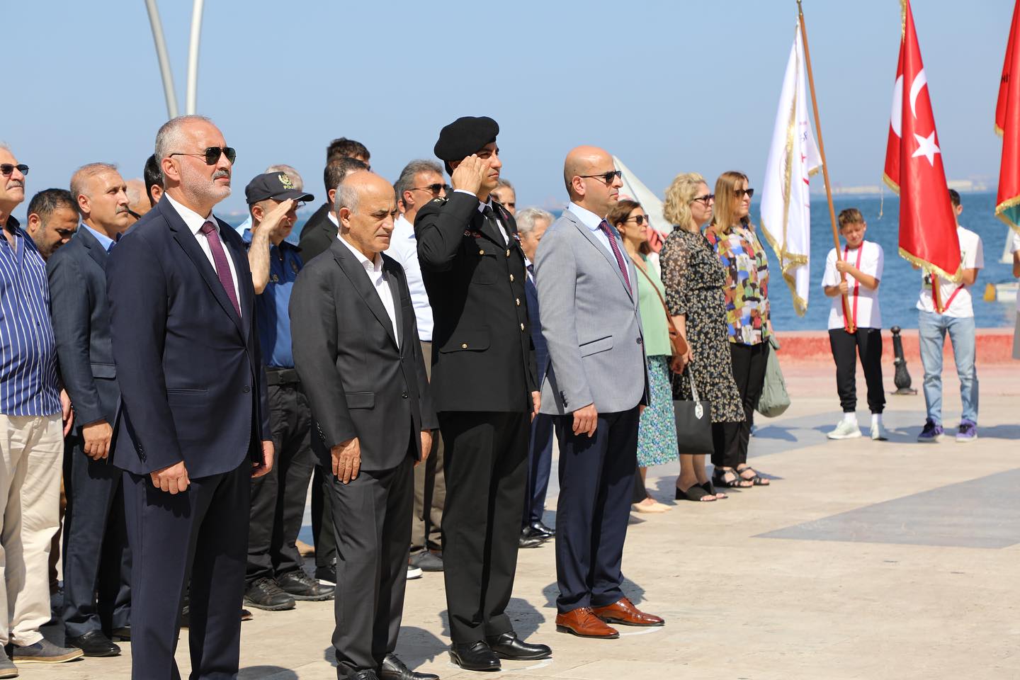 KARAMÜRSEL’İN DÜŞMAN İŞGALİNDEN KURTULUŞUNUN 102, YIL DÖNÜMÜ KUTLANDI