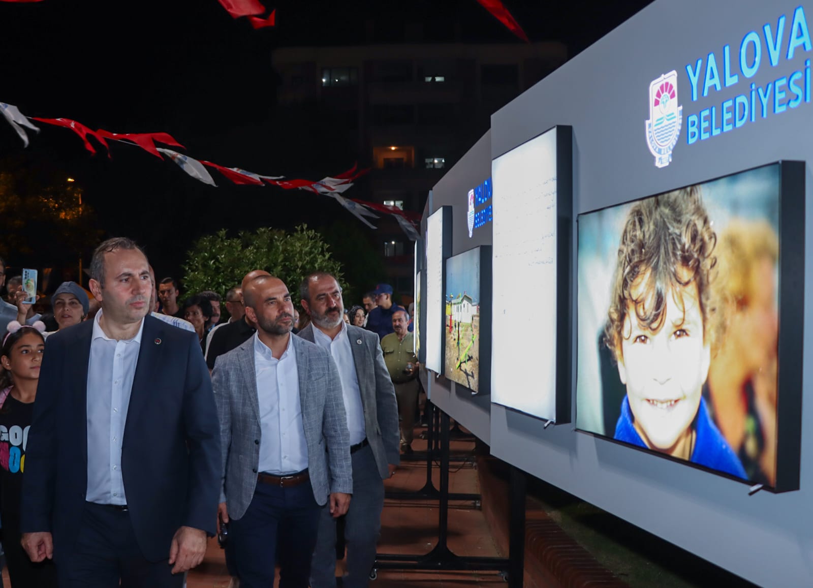 24 YIL GEÇSE DE ACILAR HALEN TAZE