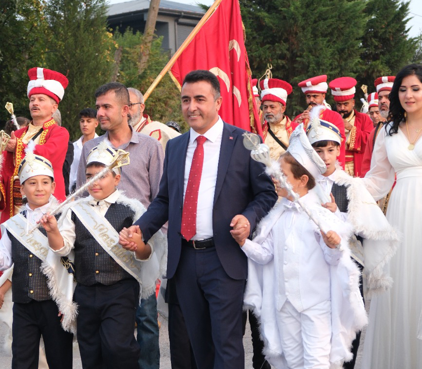 TAVŞANLI’DA SÜNNET ŞÖLENİ