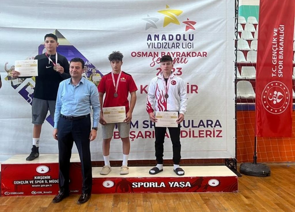 MUHAMMED MUSTAFA KALYON, TÜRKİYE 3. OLDU