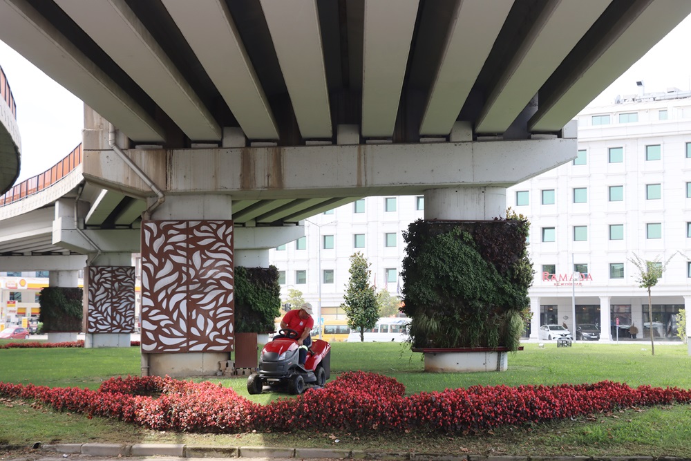 PEYZAJ VE BAKIM ÇALIŞMALARI DEVAM EDİYOR