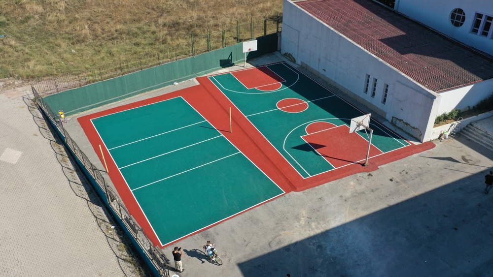 ZEMİN BOYALARI YENİLENDİ