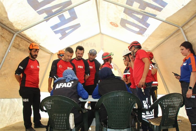 Yalova’da Gerçeği Aratmayan Deprem Tatbikatı