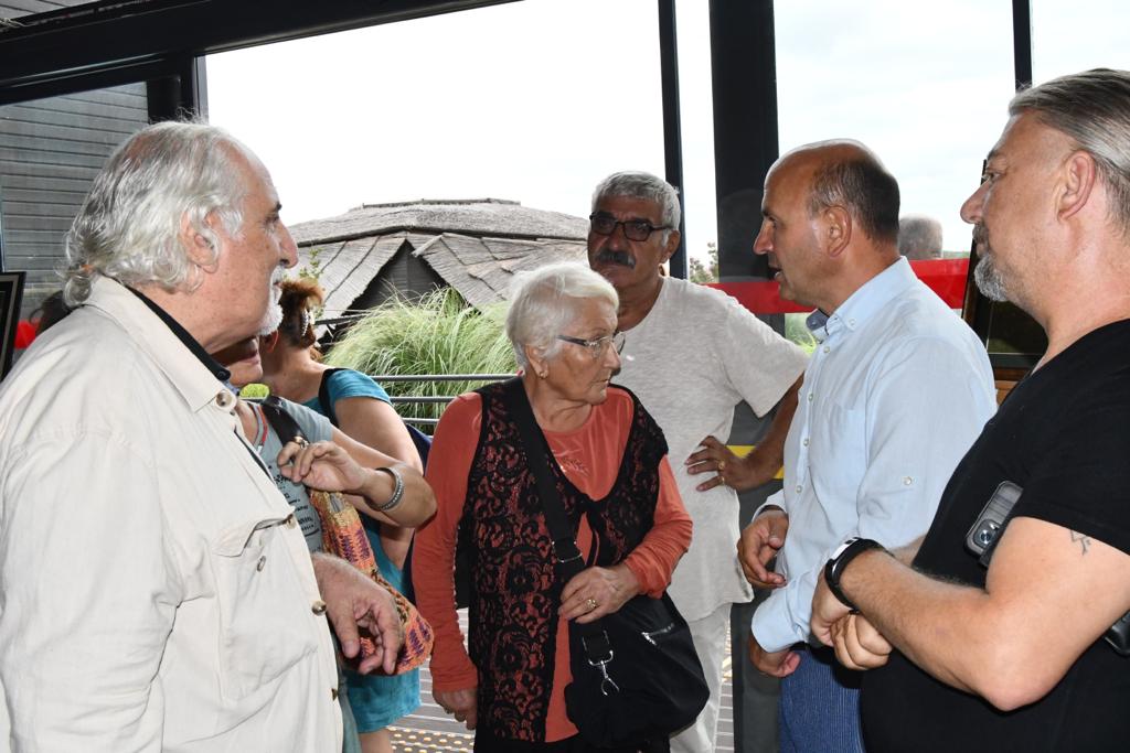 ŞAİR VE YAZARLAR ALTINOVA’DA BULUŞTU