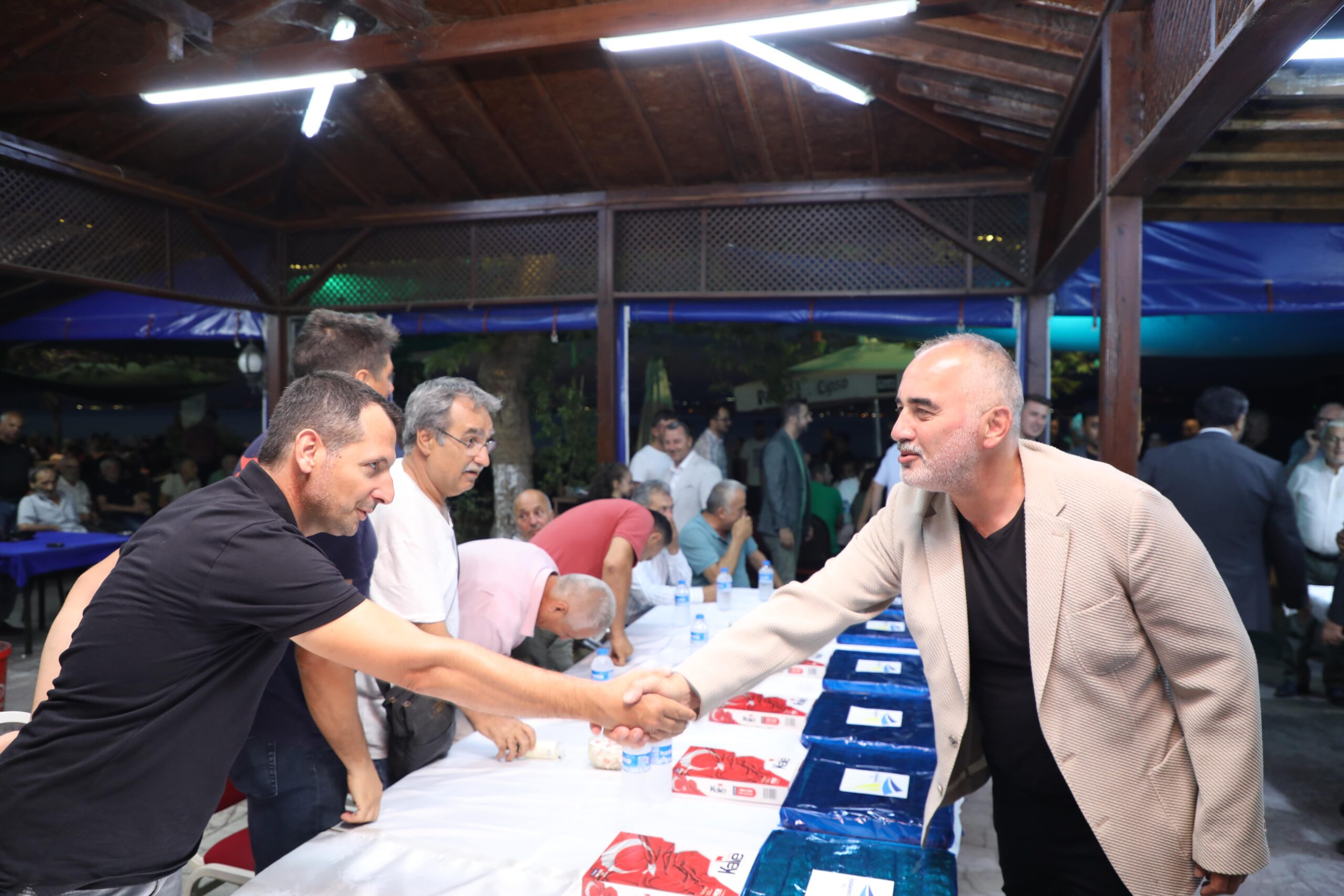 KARAMÜRSEL’DE BALIKÇILAR ‘VİRA BİSMİLLAH’ DEDİ